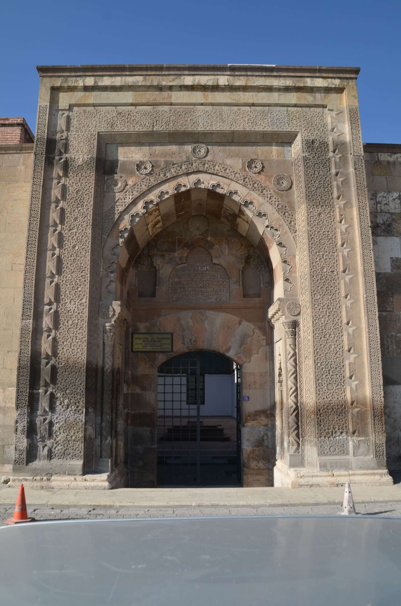 Konya’da Selçuklu'dan Osmanlı'ya uzanan sanat mirası tek tek belgelendi 3